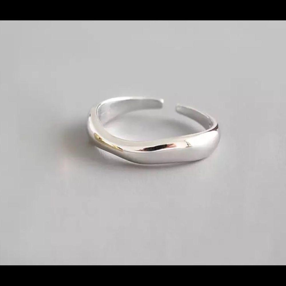 BOGO - 💕 SS RING ADJUSTABLE 💕‎